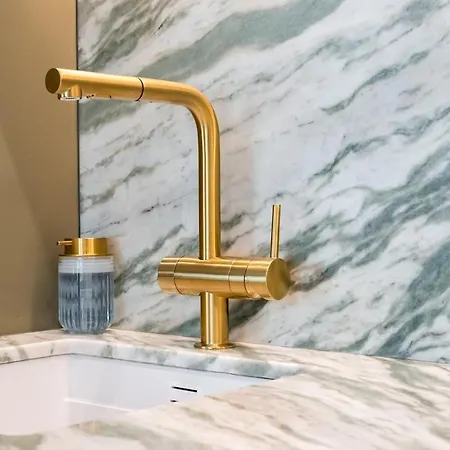 Apartamento Stunning Park View I 40sqm Terrace L 3bdr L 140sqm *