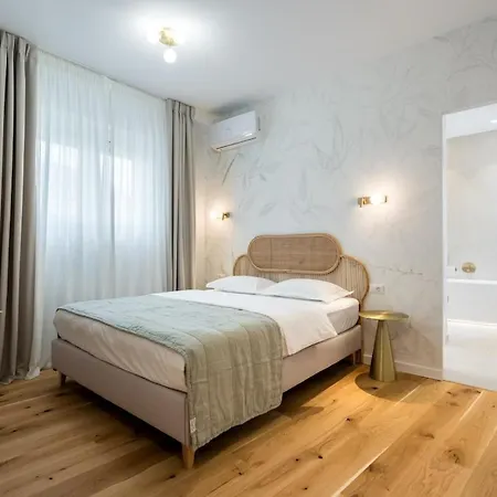 Stunning Park View I 40sqm Terrace L 3bdr L 140sqm * ブカレスト