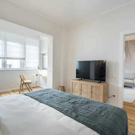 Stunning Park View I 40sqm Terrace L 3bdr L 140sqm *