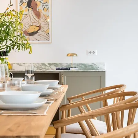 Stunning Park View I 40sqm Terrace L 3bdr L 140sqm アパート ブカレスト
