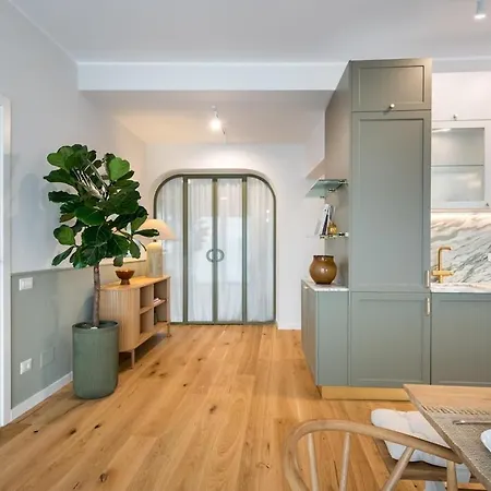 Stunning Park View I 40sqm Terrace L 3bdr L 140sqm * 布加勒斯特