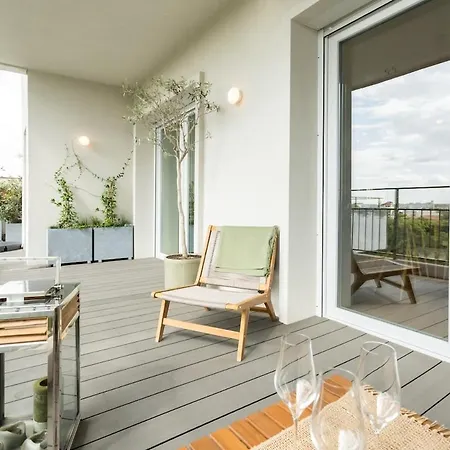 Stunning Park View I 40sqm Terrace L 3bdr L 140sqm ブカレスト