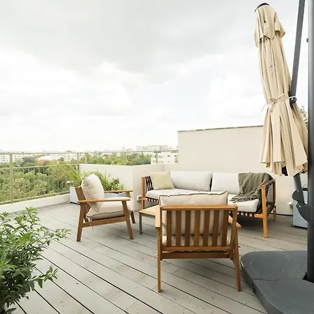 Stunning Park View I 40sqm Terrace L 3bdr L 140sqm アパート ブカレスト