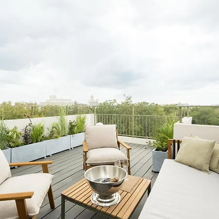 Stunning Park View I 40sqm Terrace L 3bdr L 140sqm Apartamento