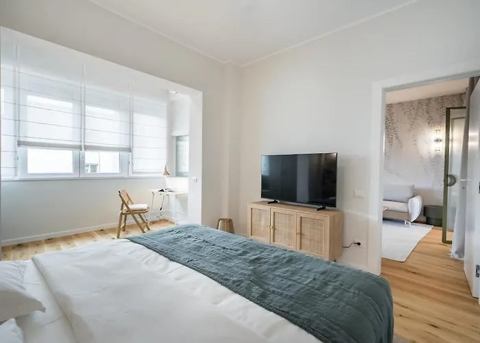 Stunning Park View I 40sqm Terrace L 3bdr L 140sqm *