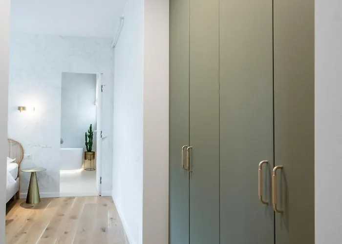 Stunning Park View I 40sqm Terrace L 3bdr L 140sqm Apartman Bukarest