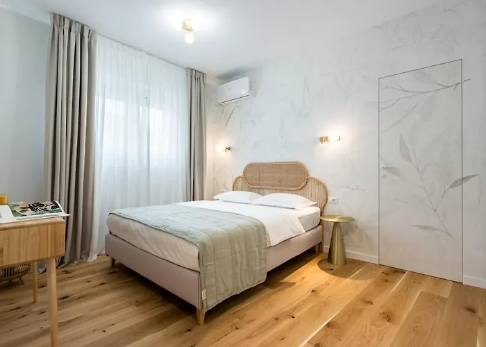 Stunning Park View I 40sqm Terrace L 3bdr L 140sqm Apartman Bukarest