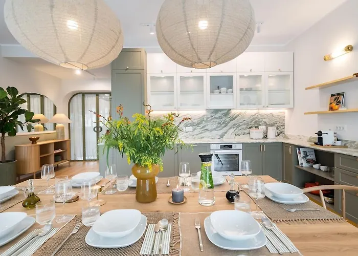 Stunning Park View I 40sqm Terrace L 3bdr L 140sqm *