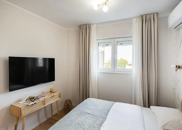 Stunning Park View I 40sqm Terrace L 3bdr L 140sqm * Βουκουρέστι