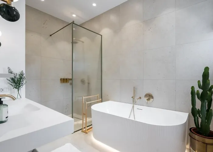 Stunning Park View I 40sqm Terrace L 3bdr L 140sqm *