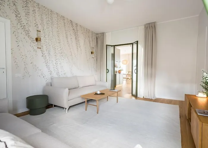 Lejlighed Stunning Park View I 40sqm Terrace L 3bdr L 140sqm Bukarest