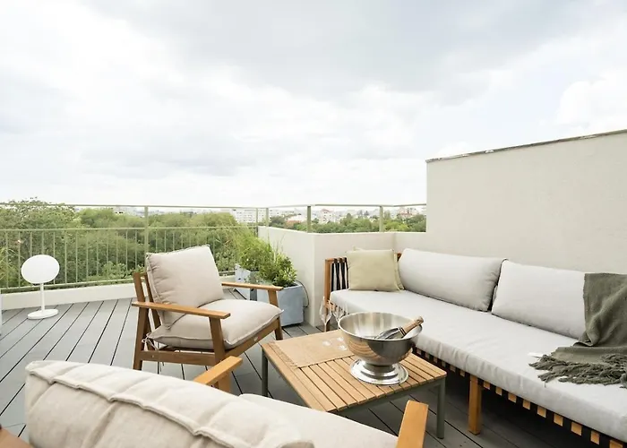 Stunning Park View I 40sqm Terrace L 3bdr L 140sqm